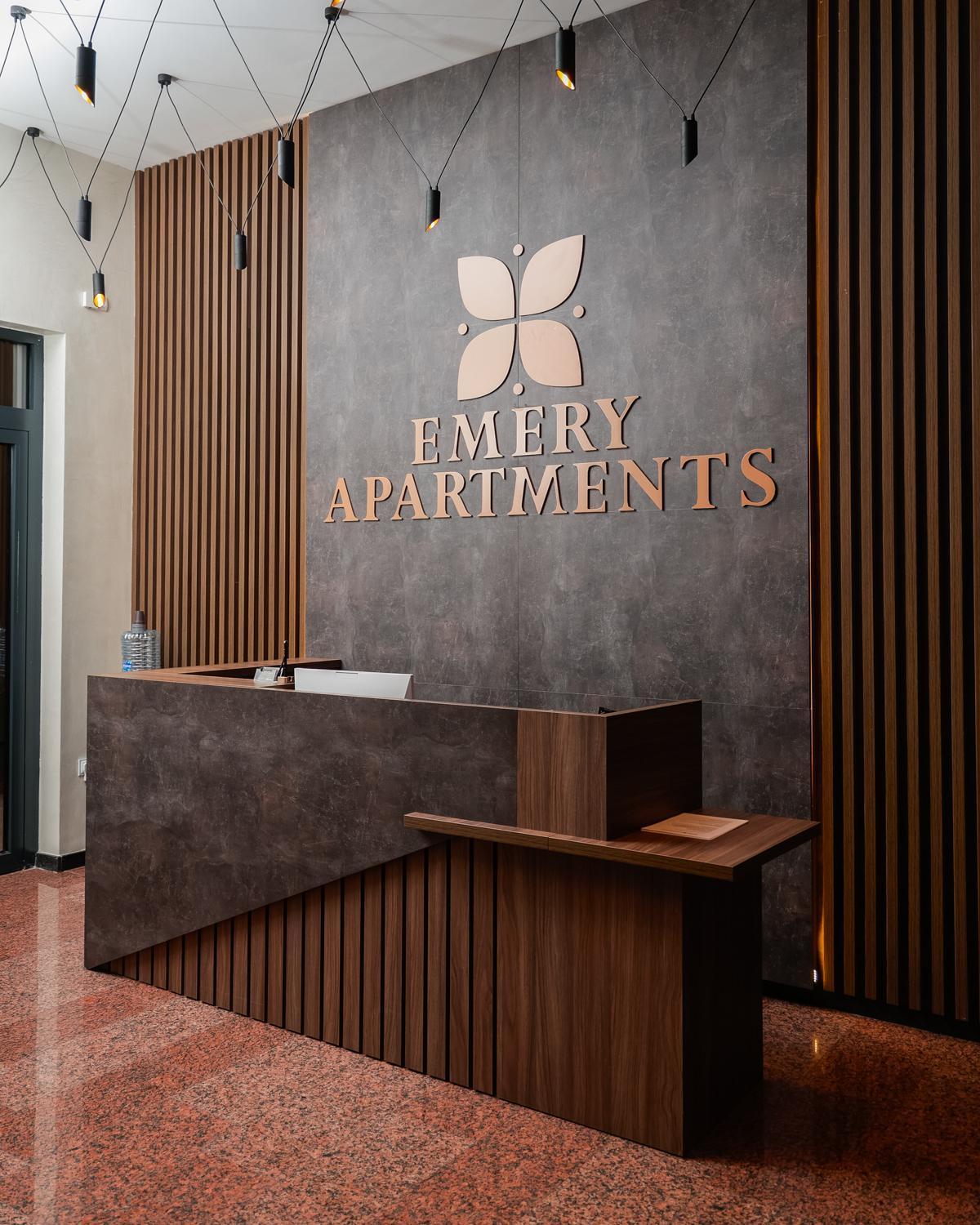 Emery Apartments Приштина Екстер'єр фото